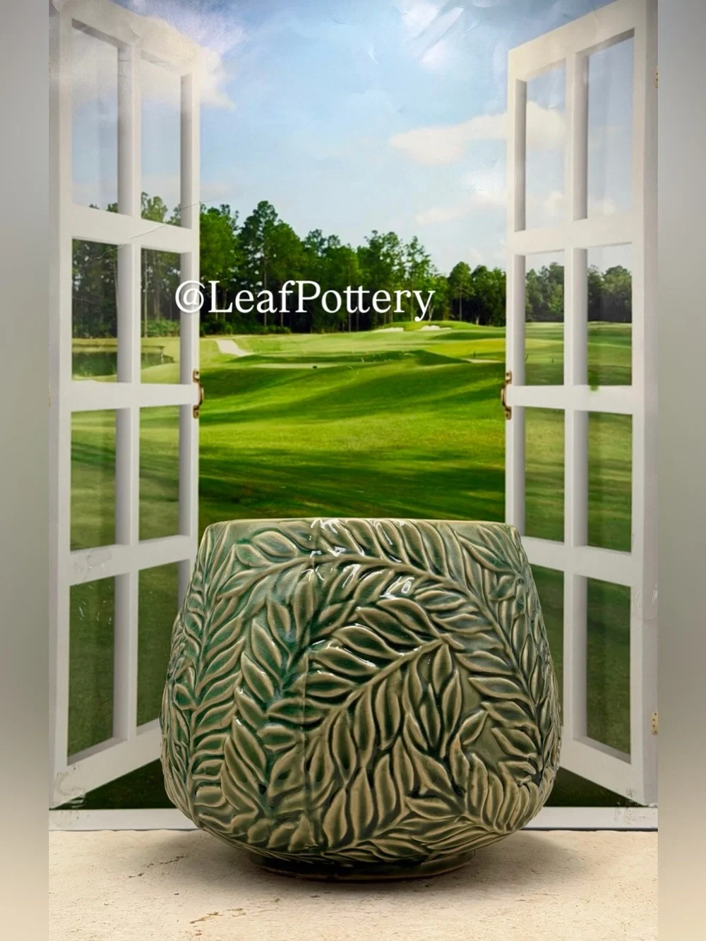 Green Leaf Ceramic Planter 7x7, Textured Fern Leaf Flower Pot with Drainage Hole